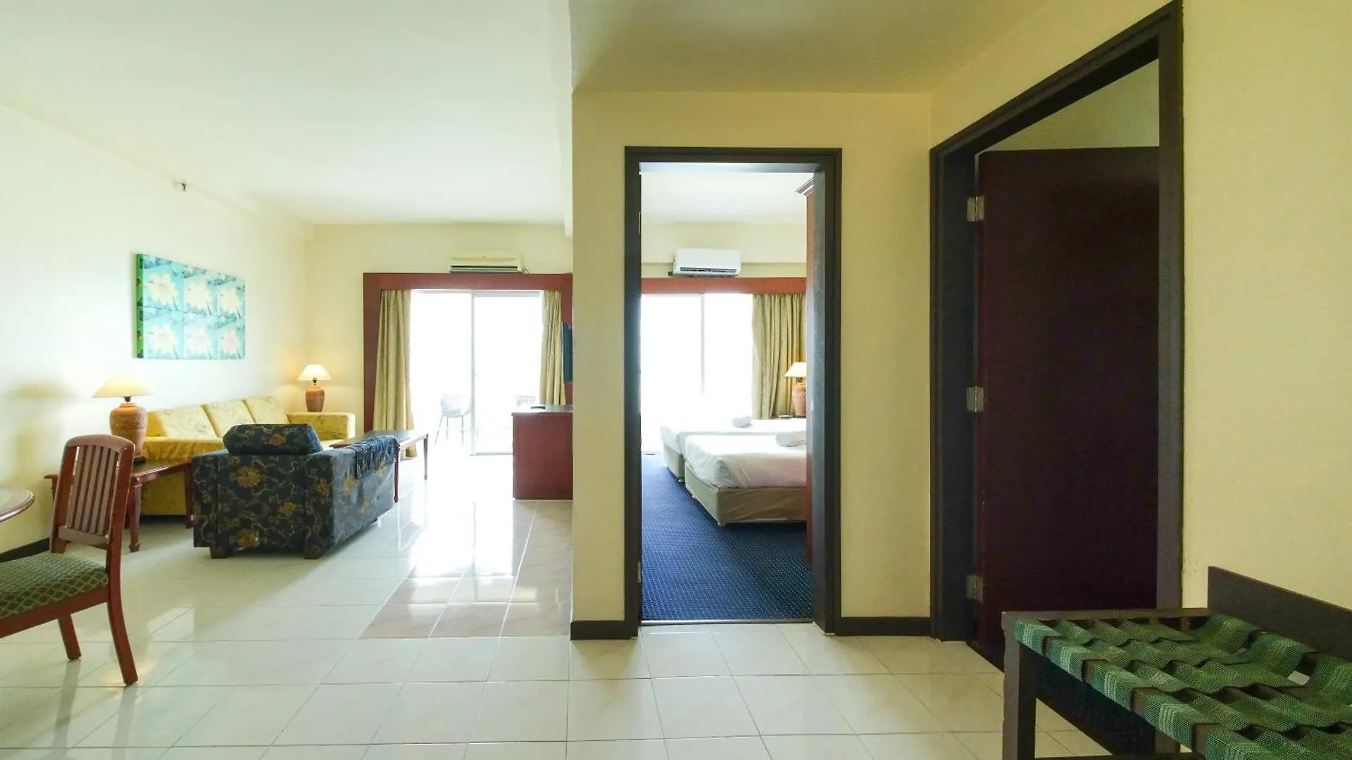 Rainbow Paradise Hotel With Beach At Tanjong Bungah Tanjung Bungah   Tanjung Bungah (Penang)
