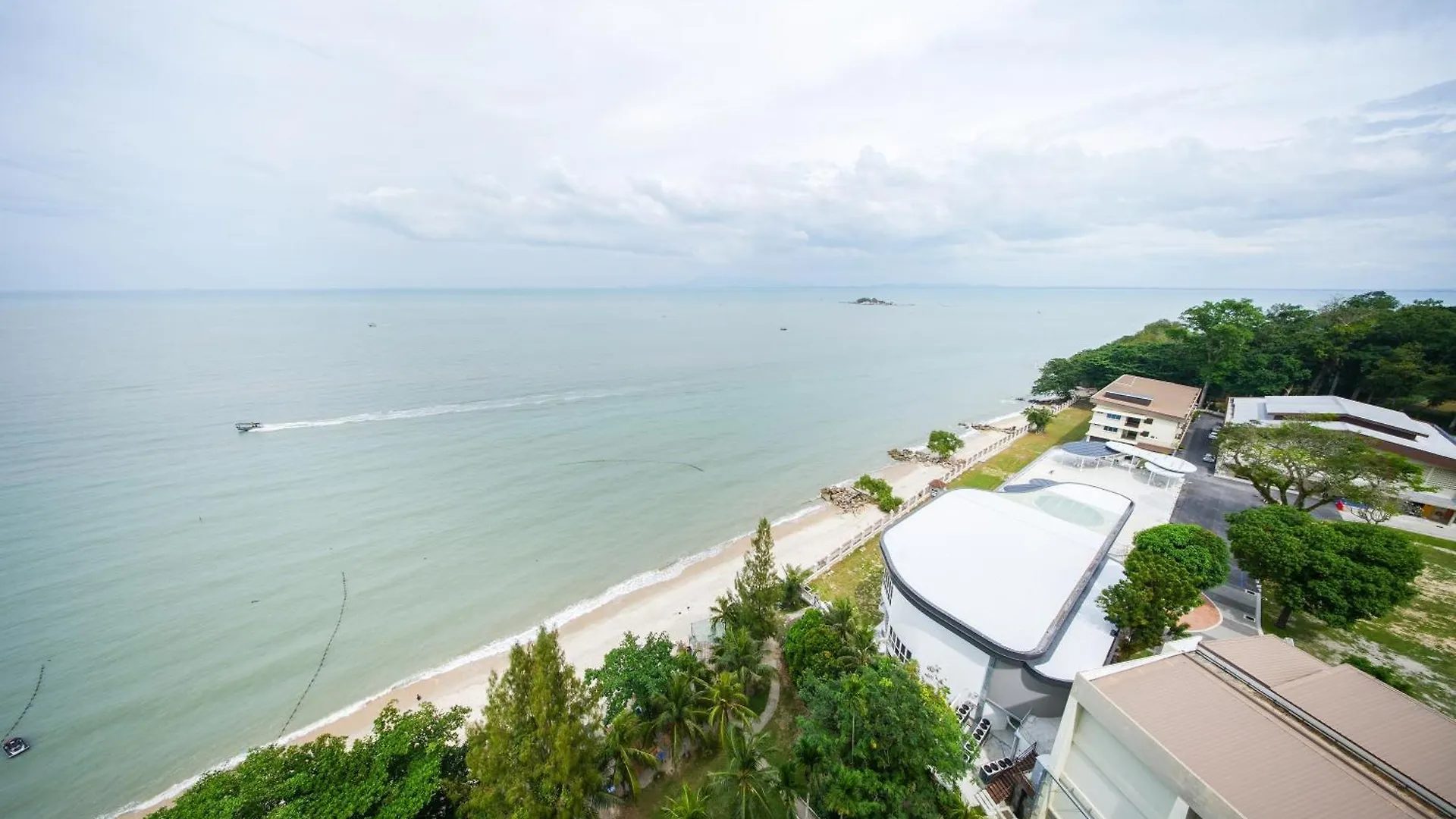 ****  Rainbow Paradise Hotel With Beach At Tanjong Bungah Tanjung Bungah  Malesia