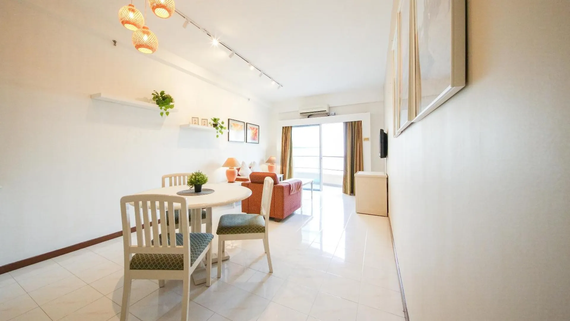 ****  Rainbow Paradise Hotel With Beach At Tanjong Bungah Tanjung Bungah  Malesia